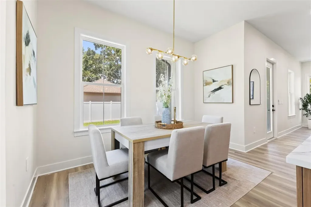 10198 Hodson Place Seminole FL 33776
