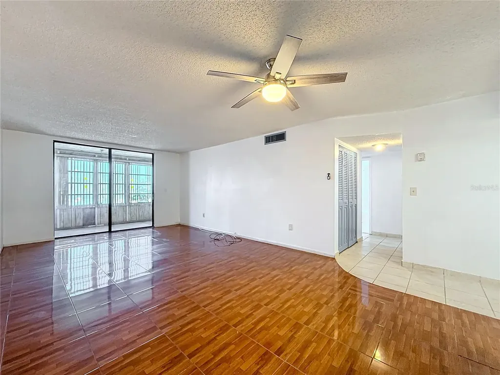 2850 Somerset Drive Lauderdale Lakes FL 33311