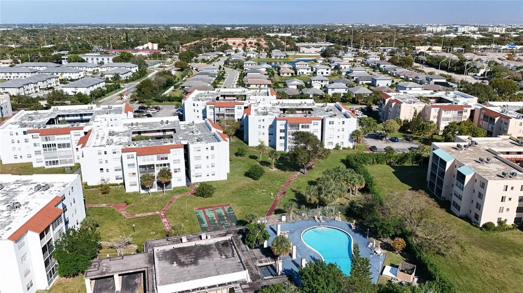 2850 Somerset Drive Lauderdale Lakes FL 33311
