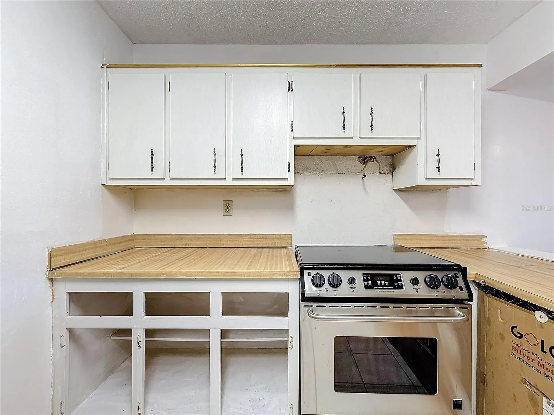2850 Somerset Drive Lauderdale Lakes FL 33311