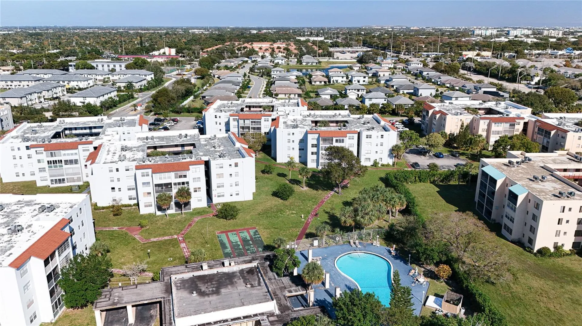 2850 Somerset Drive Lauderdale Lakes FL 33311