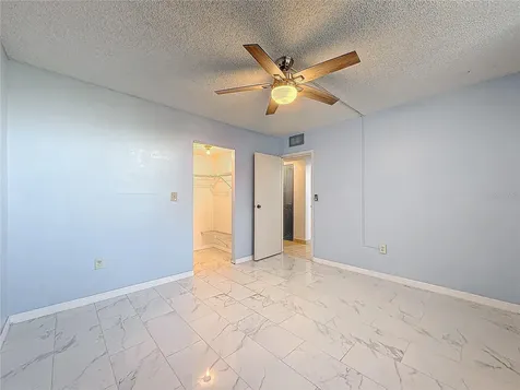 2850 Somerset Drive Lauderdale Lakes FL 33311