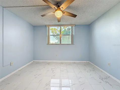 2850 Somerset Drive Lauderdale Lakes FL 33311