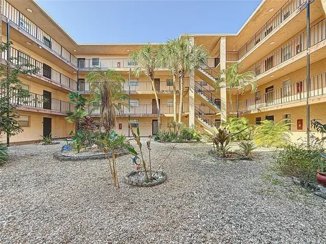 2850 Somerset Drive Lauderdale Lakes FL 33311
