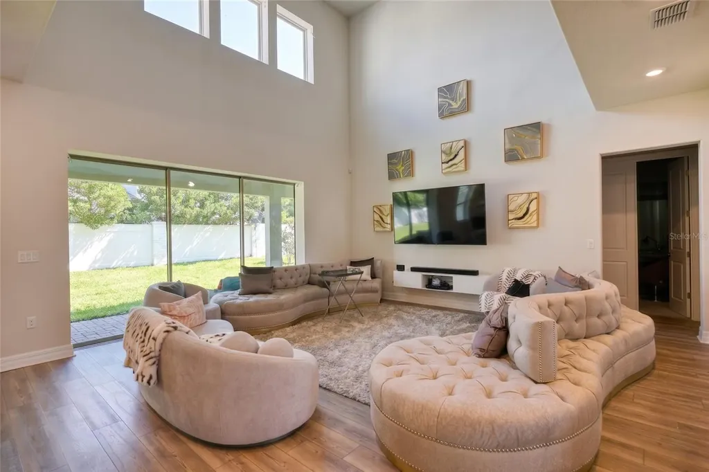 8059 Leaf Grove Circle Orlando FL 32836