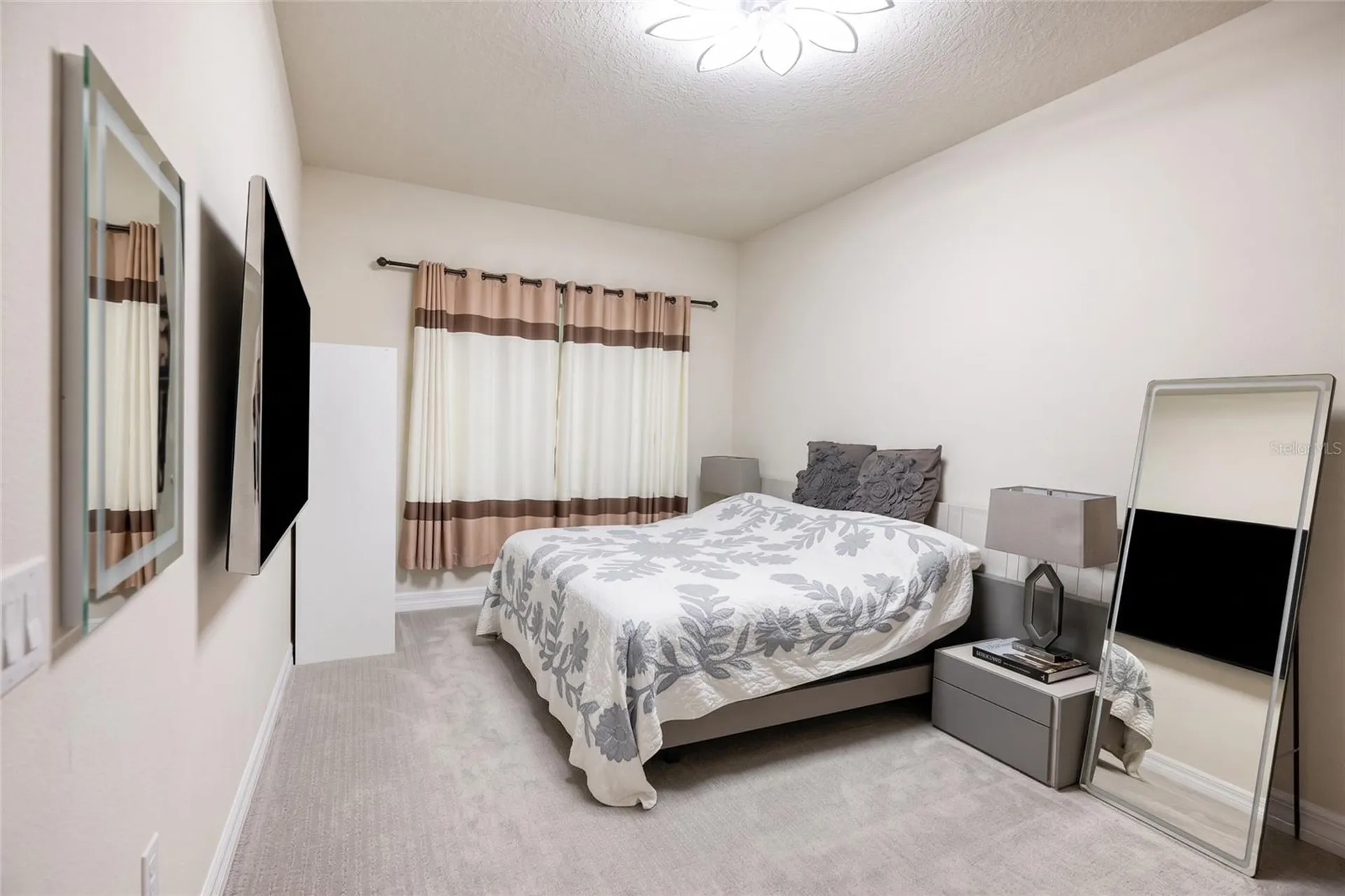 8059 Leaf Grove Circle Orlando FL 32836