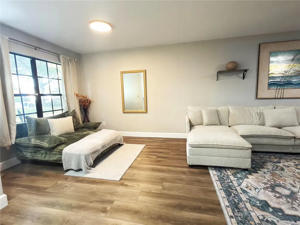 2031 Dover Court Oldsmar FL 34677
