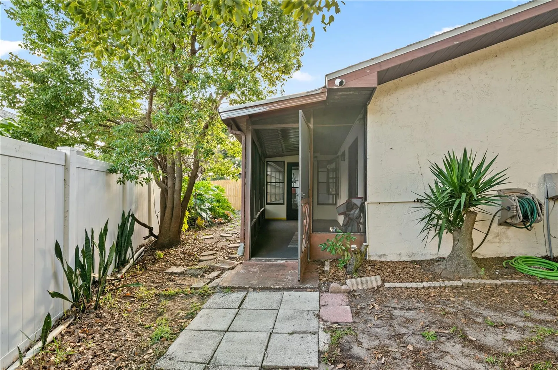 2031 Dover Court Oldsmar FL 34677