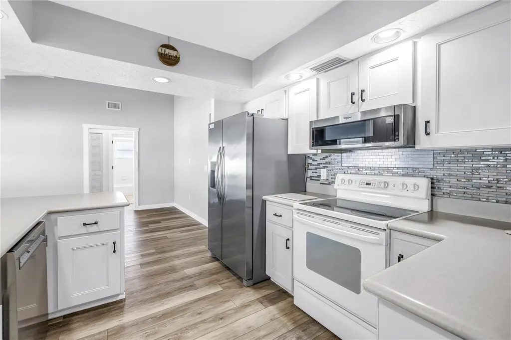 5771 Timberlake Sarasota FL 34243