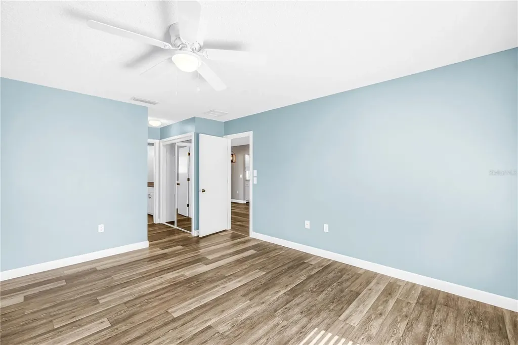 5771 Timberlake Sarasota FL 34243