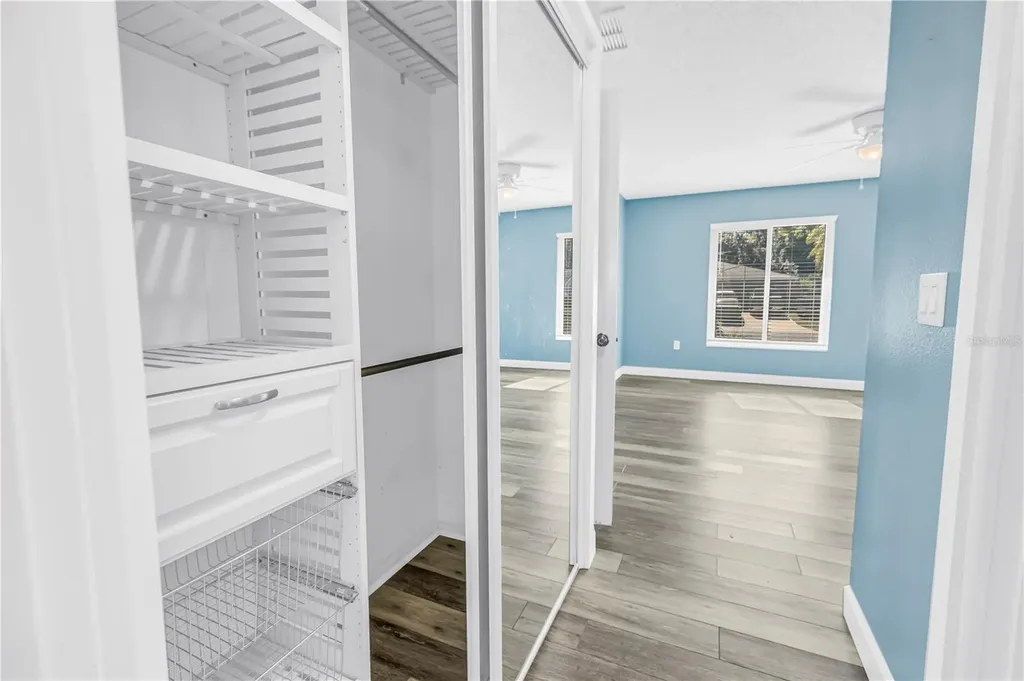5771 Timberlake Sarasota FL 34243