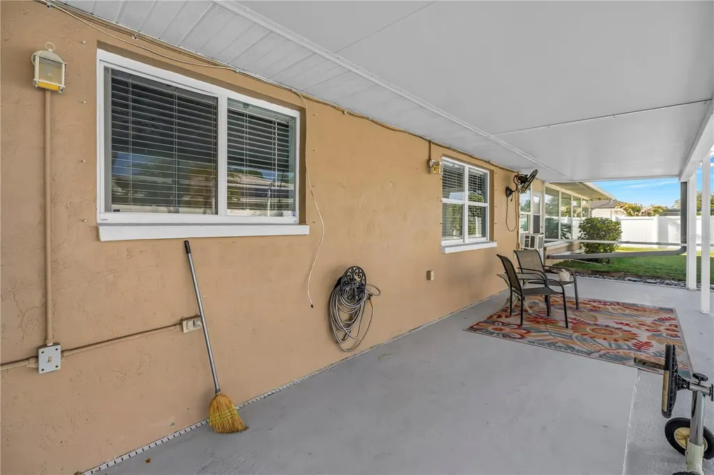 5771 Timberlake Sarasota FL 34243