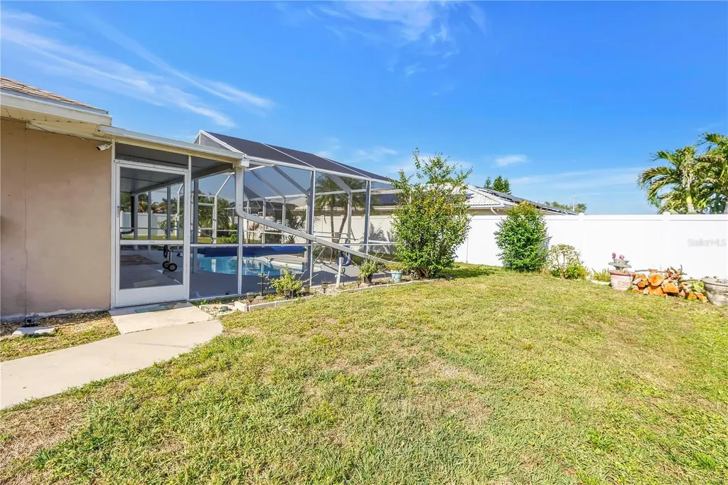 5771 Timberlake Sarasota FL 34243