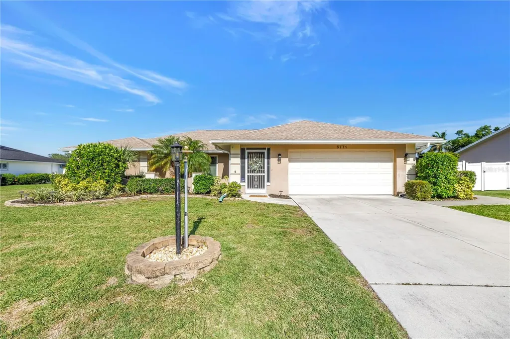 5771 Timberlake Sarasota FL 34243