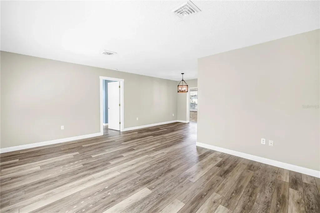 5771 Timberlake Sarasota FL 34243