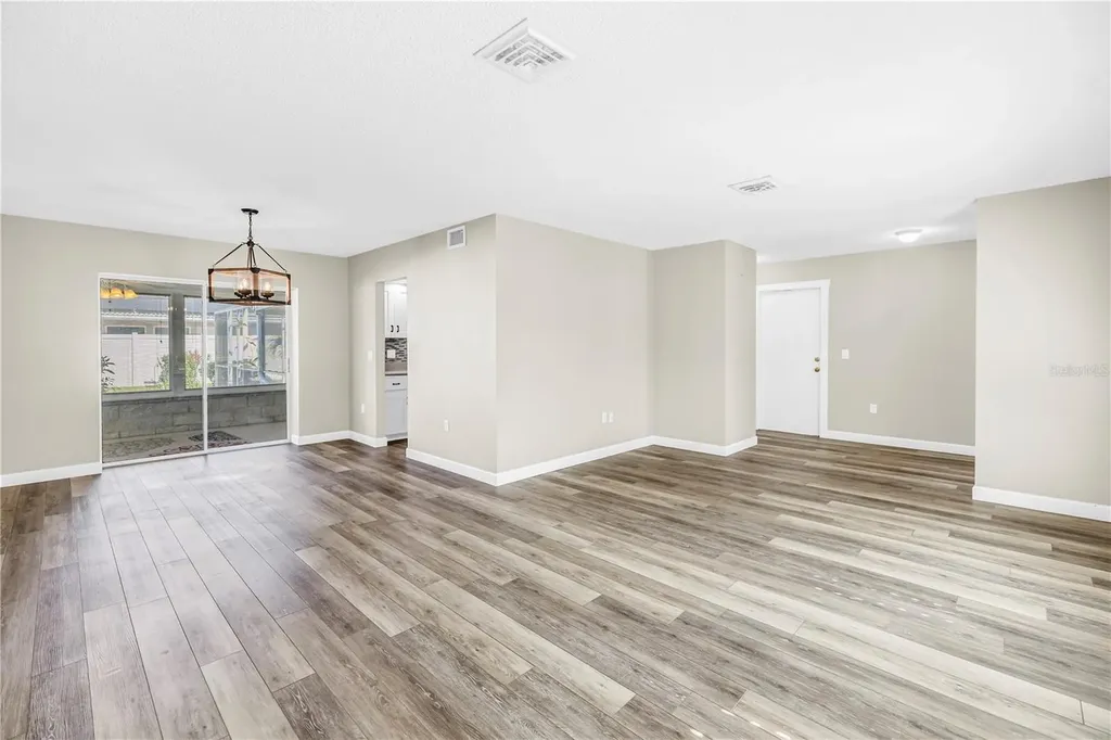 5771 Timberlake Sarasota FL 34243