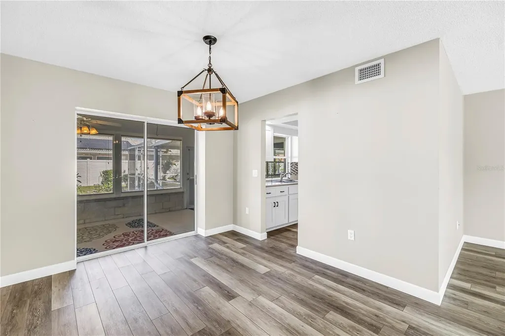 5771 Timberlake Sarasota FL 34243