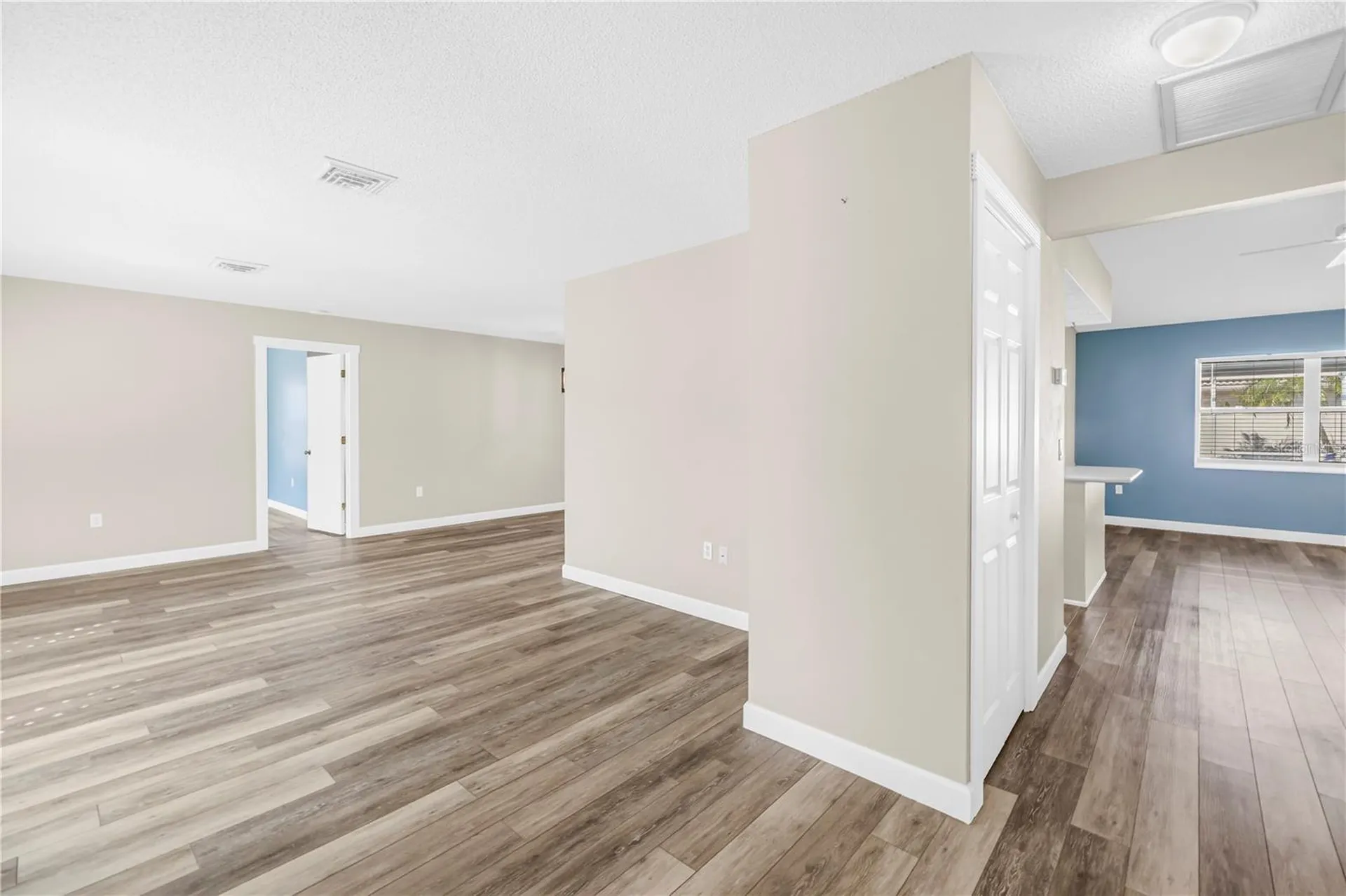 5771 Timberlake Sarasota FL 34243