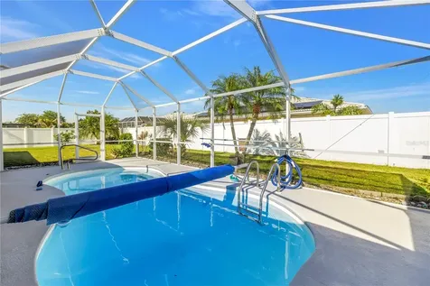 5771 Timberlake Sarasota FL 34243