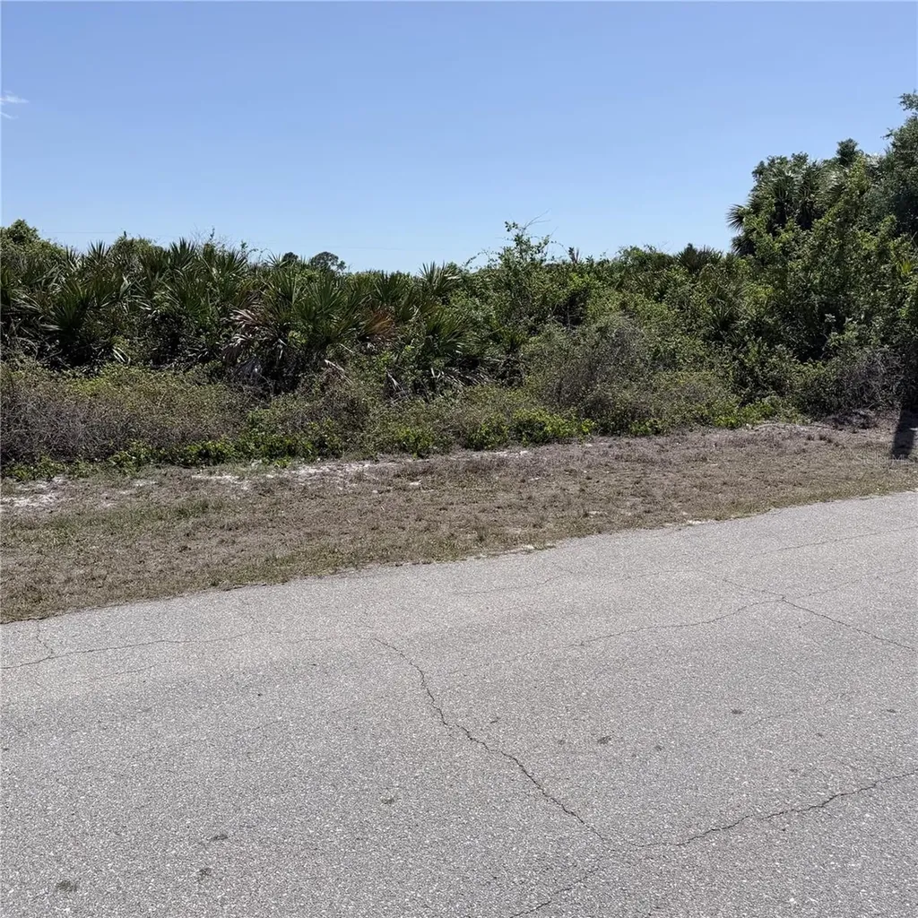 Lot 22 Americana Avenue North Port FL 34291