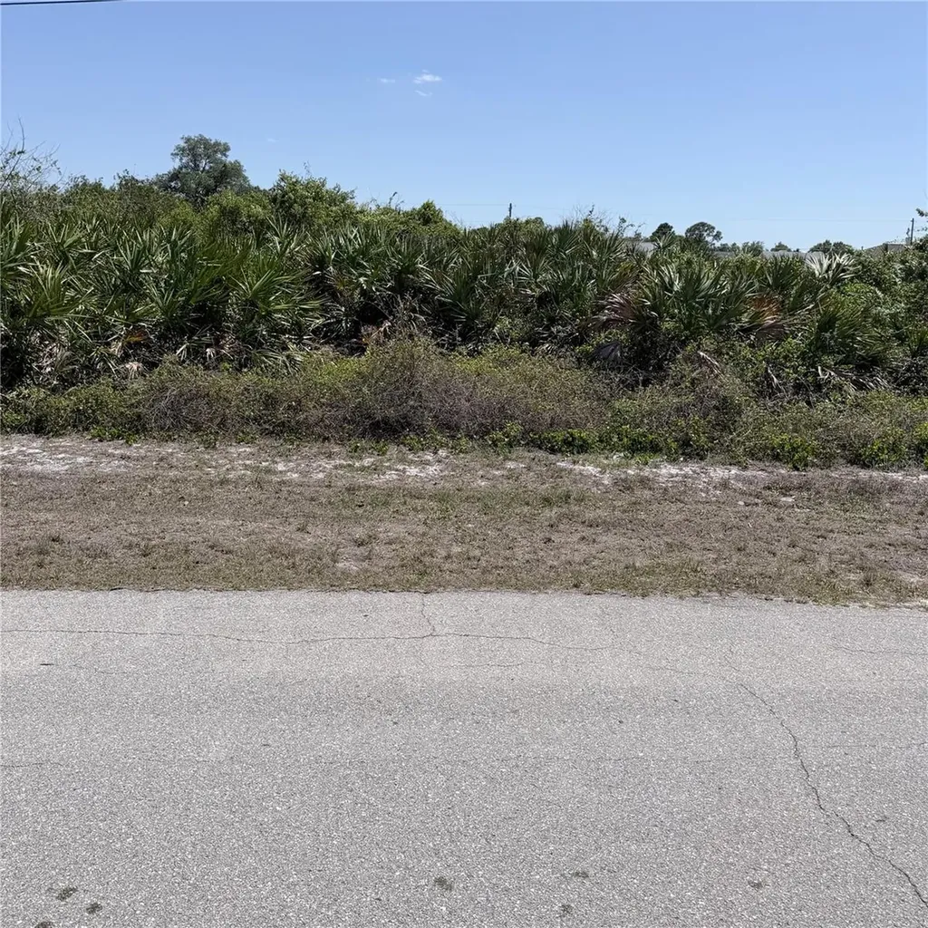 Lot 22 Americana Avenue North Port FL 34291