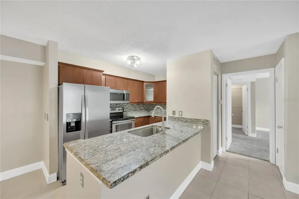 9481 Highland Oak Drive Tampa FL 33647