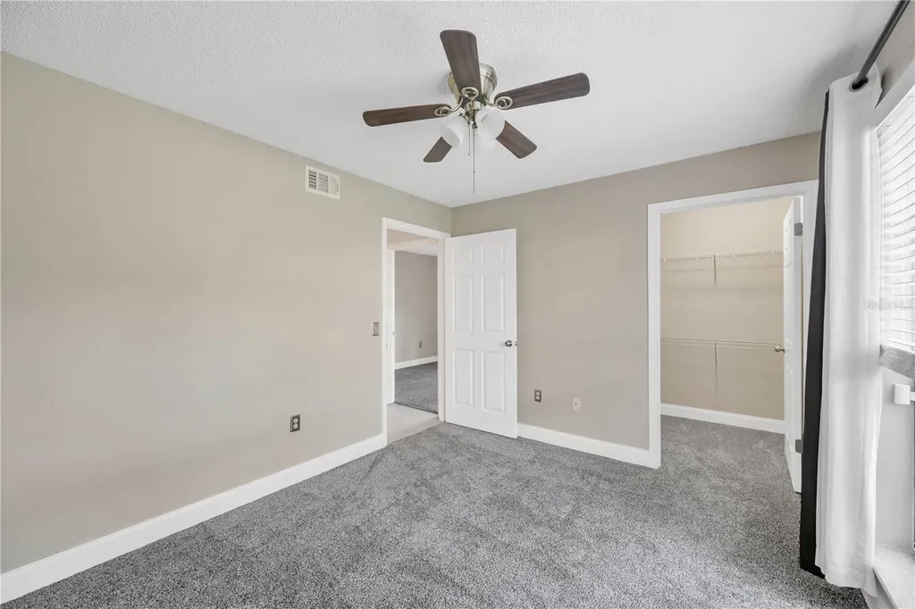9481 Highland Oak Drive Tampa FL 33647