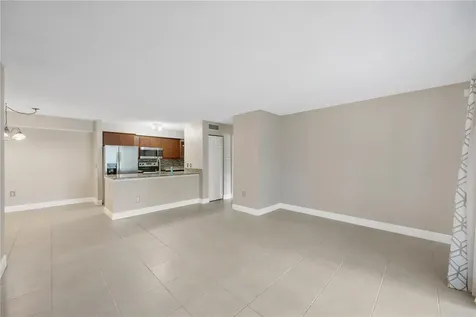 9481 Highland Oak Drive Tampa FL 33647