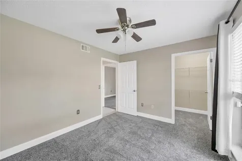 9481 Highland Oak Drive Tampa FL 33647