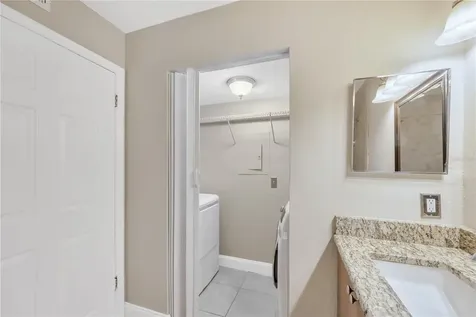 9481 Highland Oak Drive Tampa FL 33647