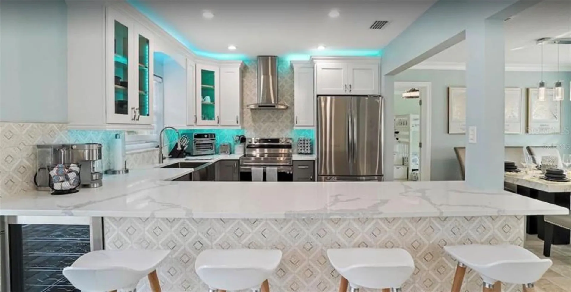 245 78 Th Avenue N St Petersburg FL 33702