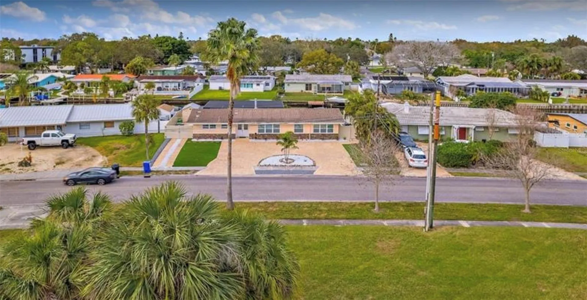 245 78 Th Avenue N St Petersburg FL 33702