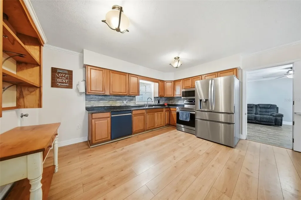 9403 Oak Ridge Avenue Riverview FL 33578