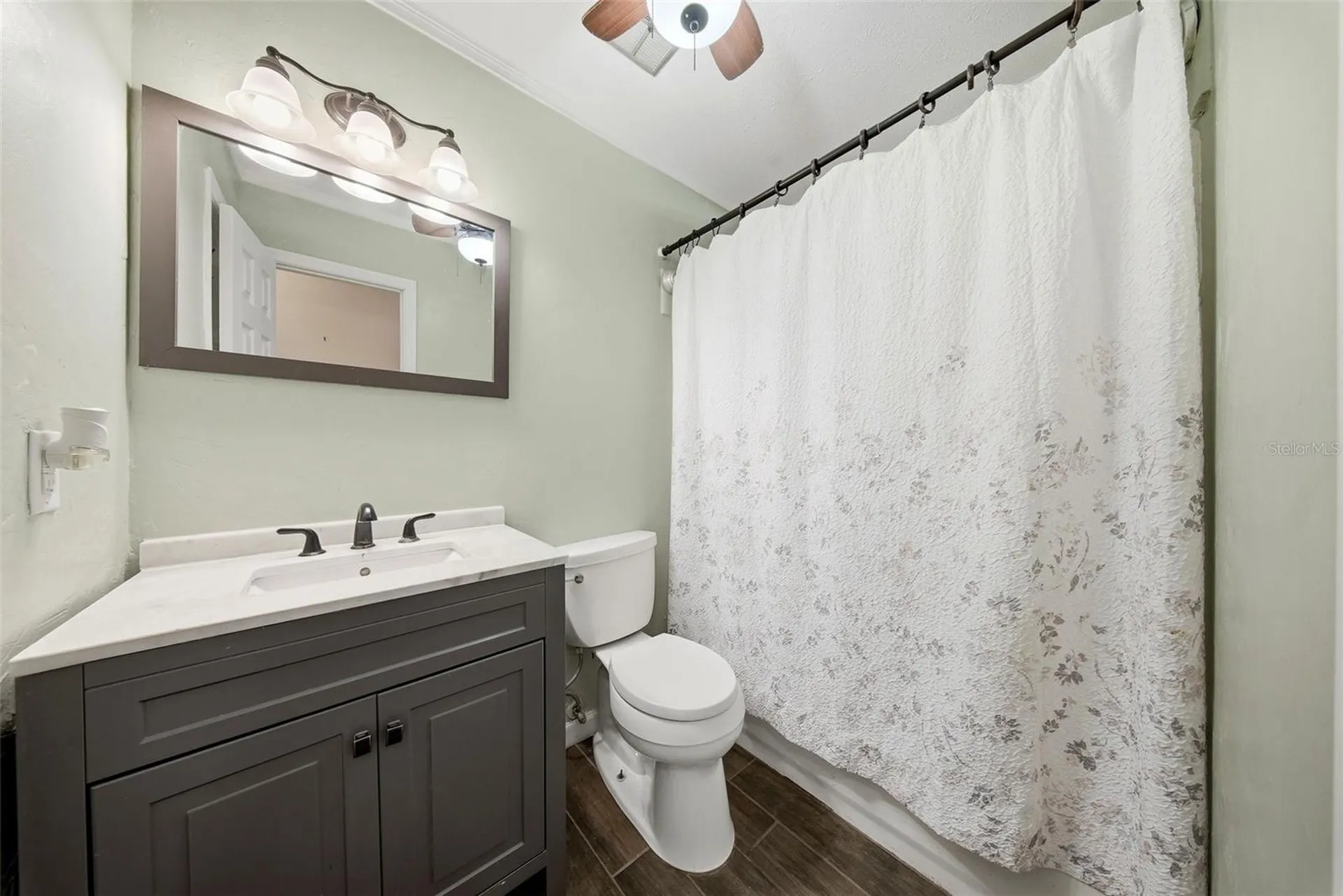 9403 Oak Ridge Avenue Riverview FL 33578