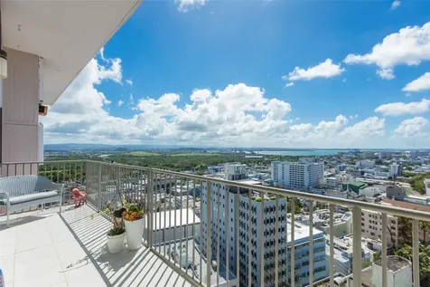 C. Bolivar Cobians Plaza Avenue San Juan PR 00909