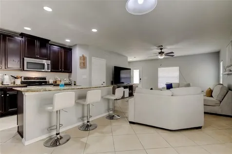 4623 Chatterton Way Riverview FL 33578