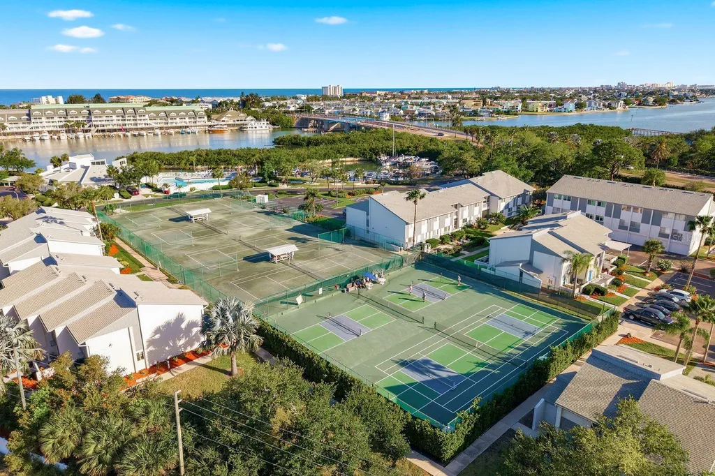 11510 Shipwatch Drive Largo FL 33774