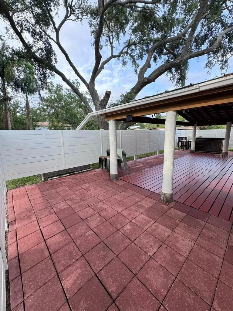 304 Patty Drive Oldsmar FL 34677