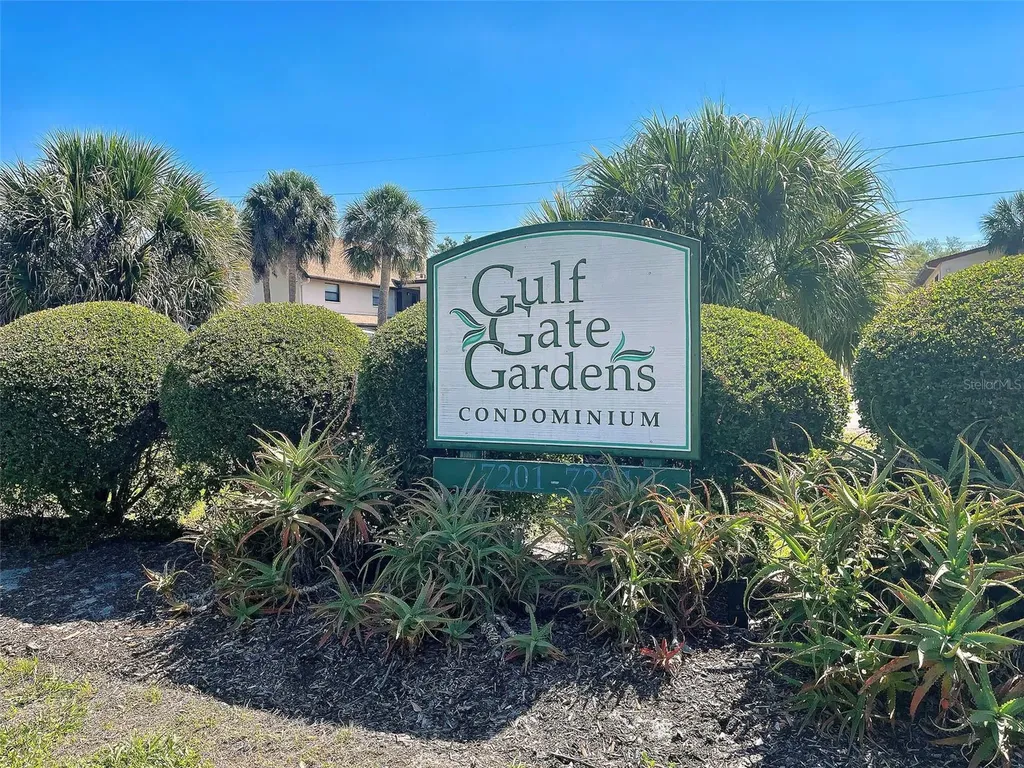 7237 Cloister Drive Sarasota FL 34231