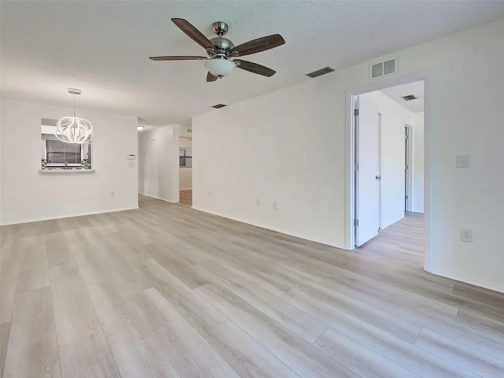7237 Cloister Drive Sarasota FL 34231