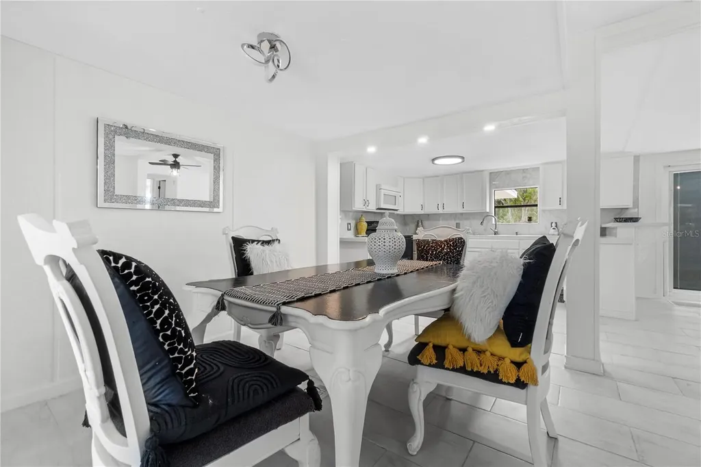 8356 W Tawny Rose Lane Crystal River FL 34429