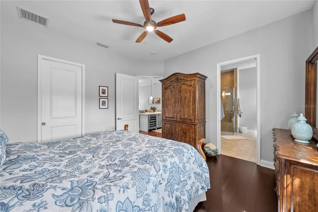 431 Nokomis Avenue S Venice FL 34285