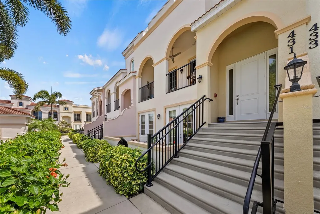 431 Nokomis Avenue S Venice FL 34285