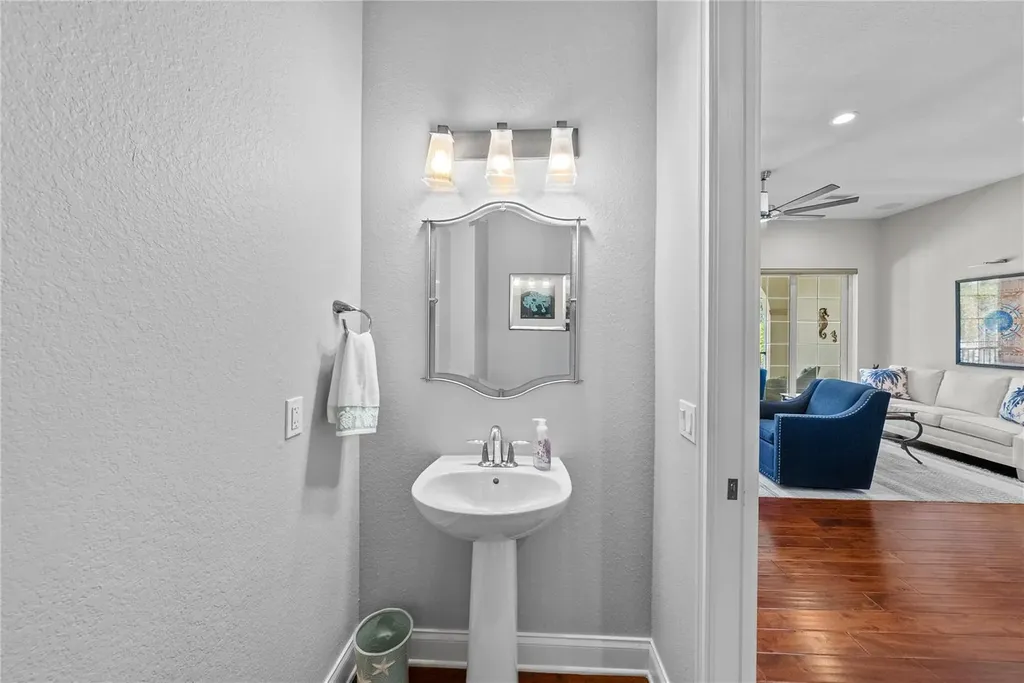 431 Nokomis Avenue S Venice FL 34285