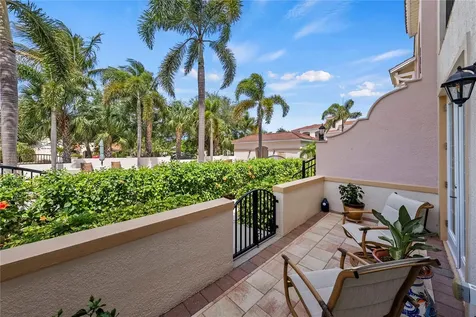 431 Nokomis Avenue S Venice FL 34285