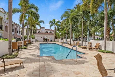 431 Nokomis Avenue S Venice FL 34285