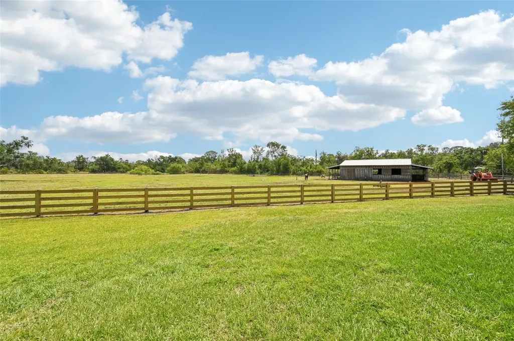 21019 Lonesome Acre Road Wimauma FL 33598