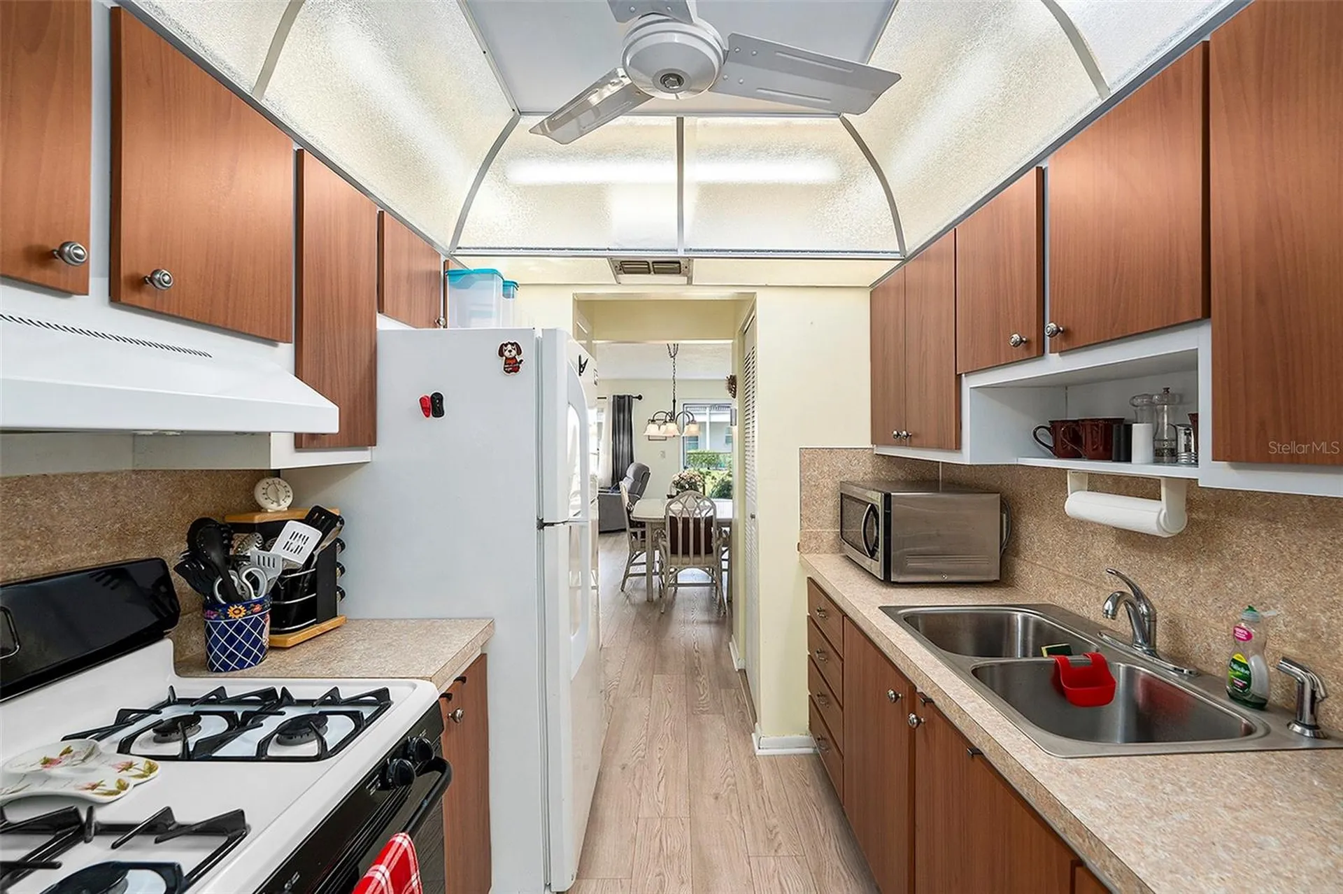 5216 81st Street N St Petersburg FL 33709