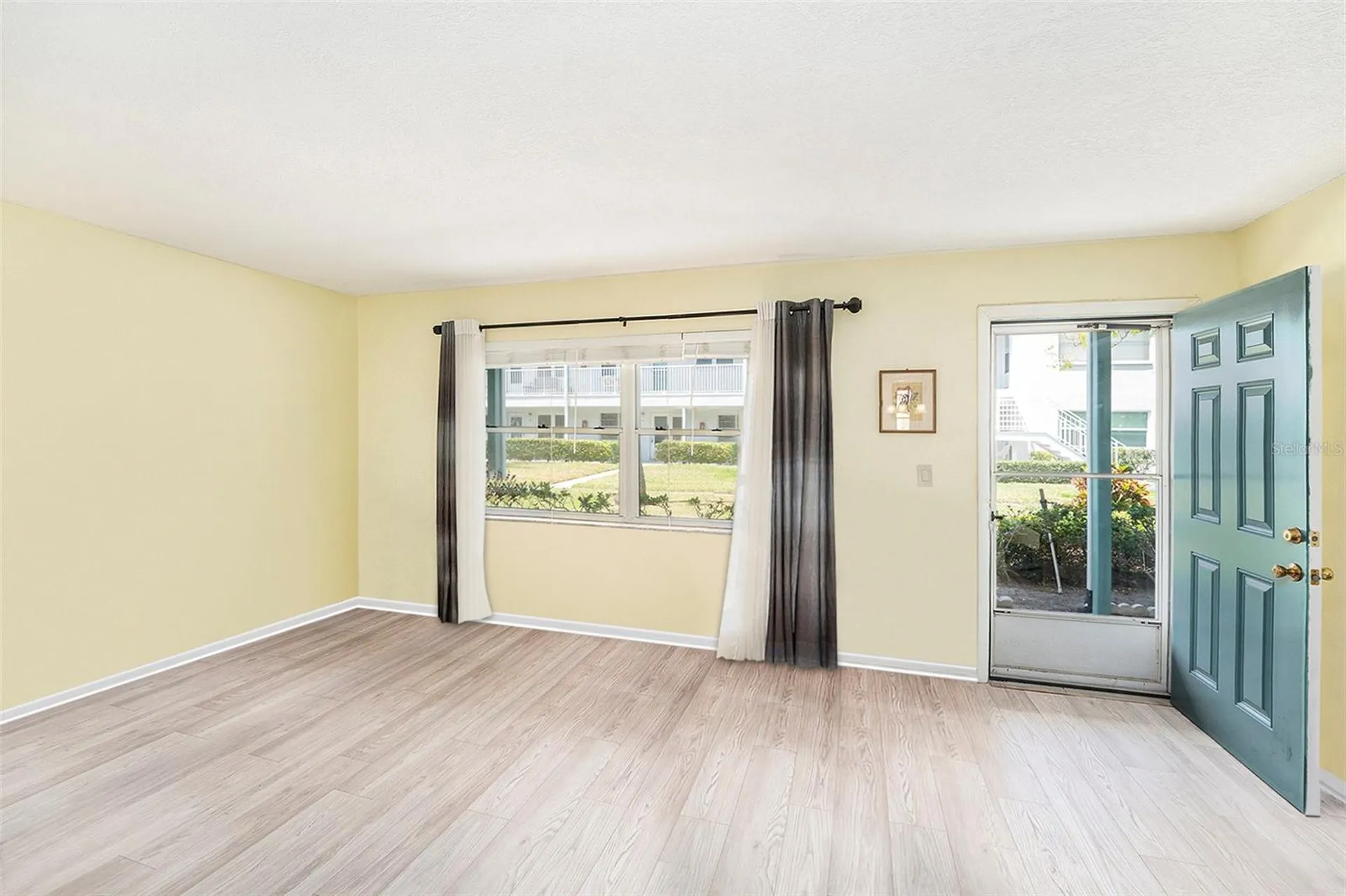 5216 81st Street N St Petersburg FL 33709