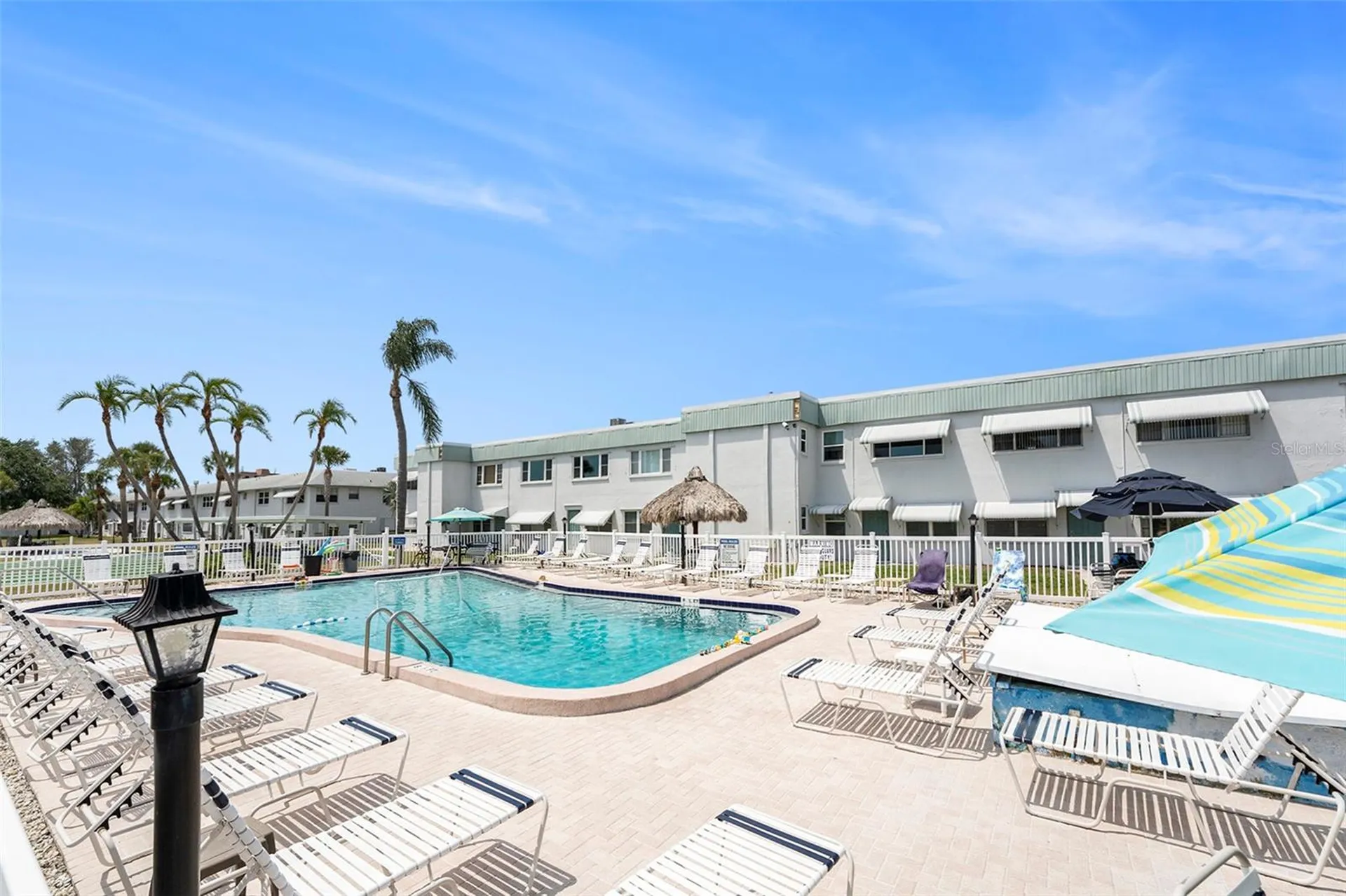 5216 81st Street N St Petersburg FL 33709
